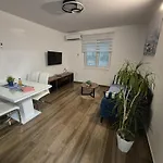 Larissa Apartman Zadar